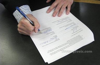 sign a contract